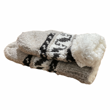 Load image into Gallery viewer, Llama Wool Grey Mittens

